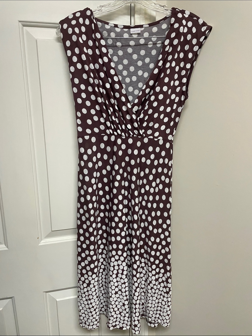 Sleeveless V-Neck Midi Dress in Deep Brown Polka Dot